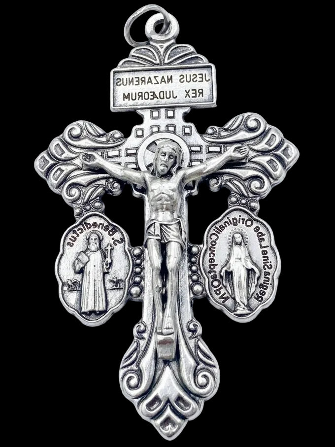 Crucifijo del Perdón                       Italiano – Acabado Plata
